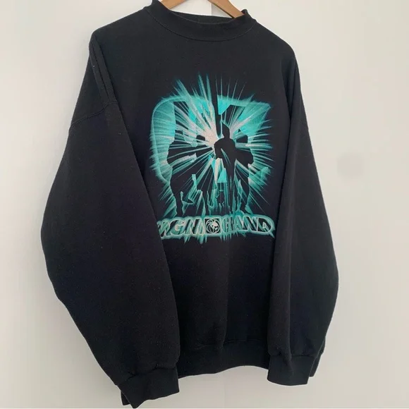 Vintage Wizard of OZ MGM Grand Crewneck Sweatshirt Sweater in Good Condition 🔥 - Picture 2 of 5